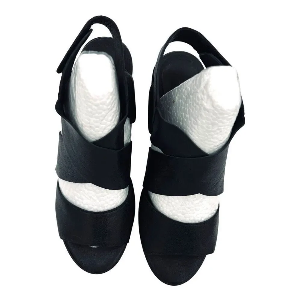 Eileen Fisher eileen fisher